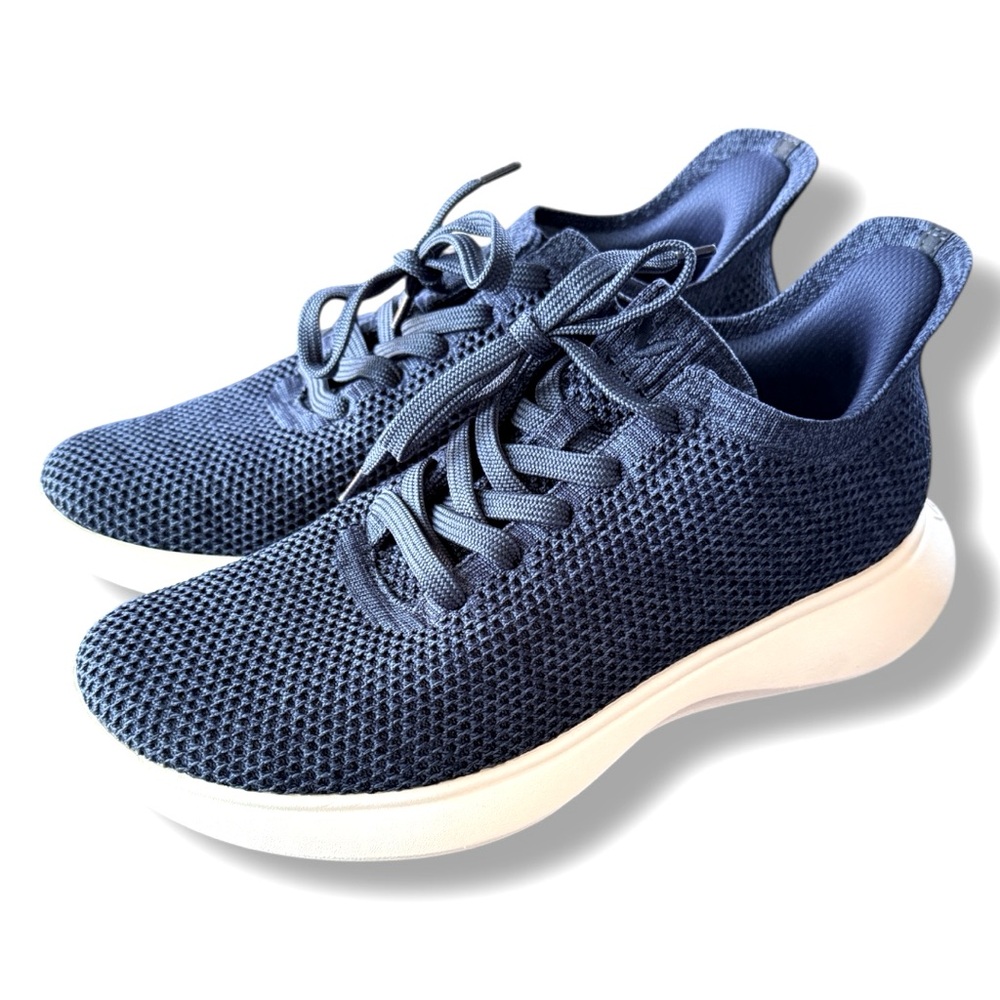 Blue and White Sneakers with Breathable Mesh and Athletic Design